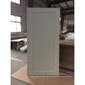Hampton Inn Hotel White Painted Wood Schiebe Barn Door mit Spiegeleinlage für Badezimmer und Wandschrank in China